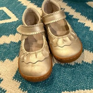 Livie & Luca Mary Jane’s